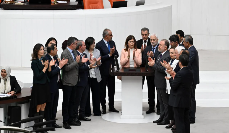 Meclis’te ‘küfür’ tartışması: HEDEP’ten protesto