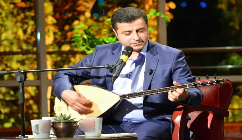 Selahattin Demirtaş’tan Tahir Elçi anısına şarkı