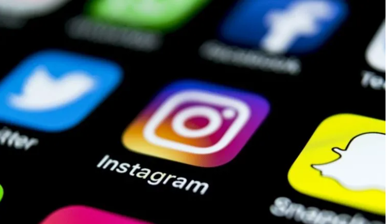 Filmdi gerçek oldu: Instagram’a yapay zeka destekli sanal arkadaş geliyor