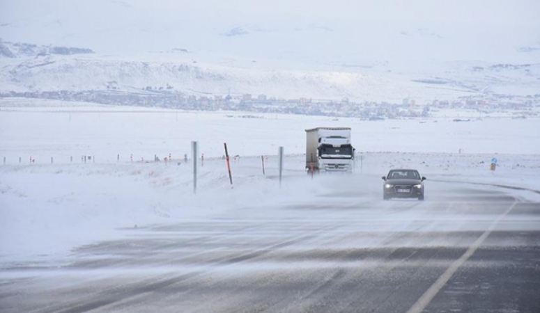 Bingöl Erzurum Karayolu’nda kaza: 1 ölü 5 yaralı