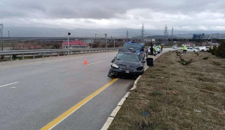 Bingöl-Elazığ karayolunda, Bakan Yerlikaya konvoyunda kaza: İki yaralı