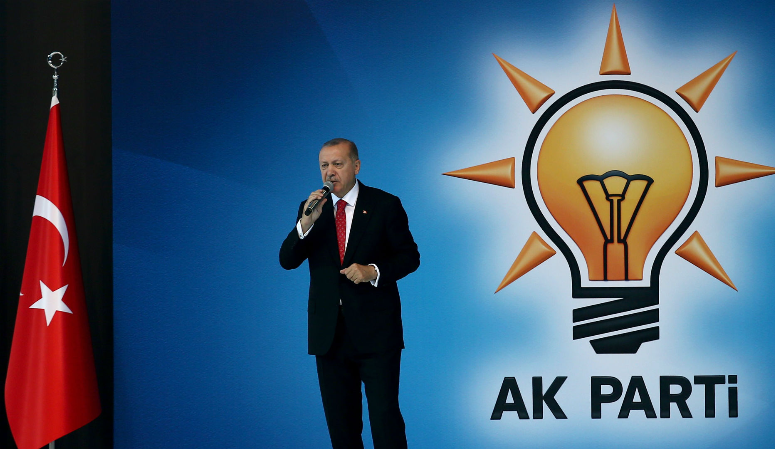 Anket: AKP neden oy kaybetti?