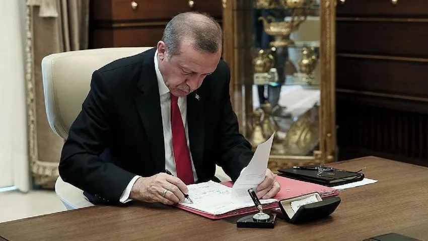 Erdoğan 13 üniversiteye rektör atadı