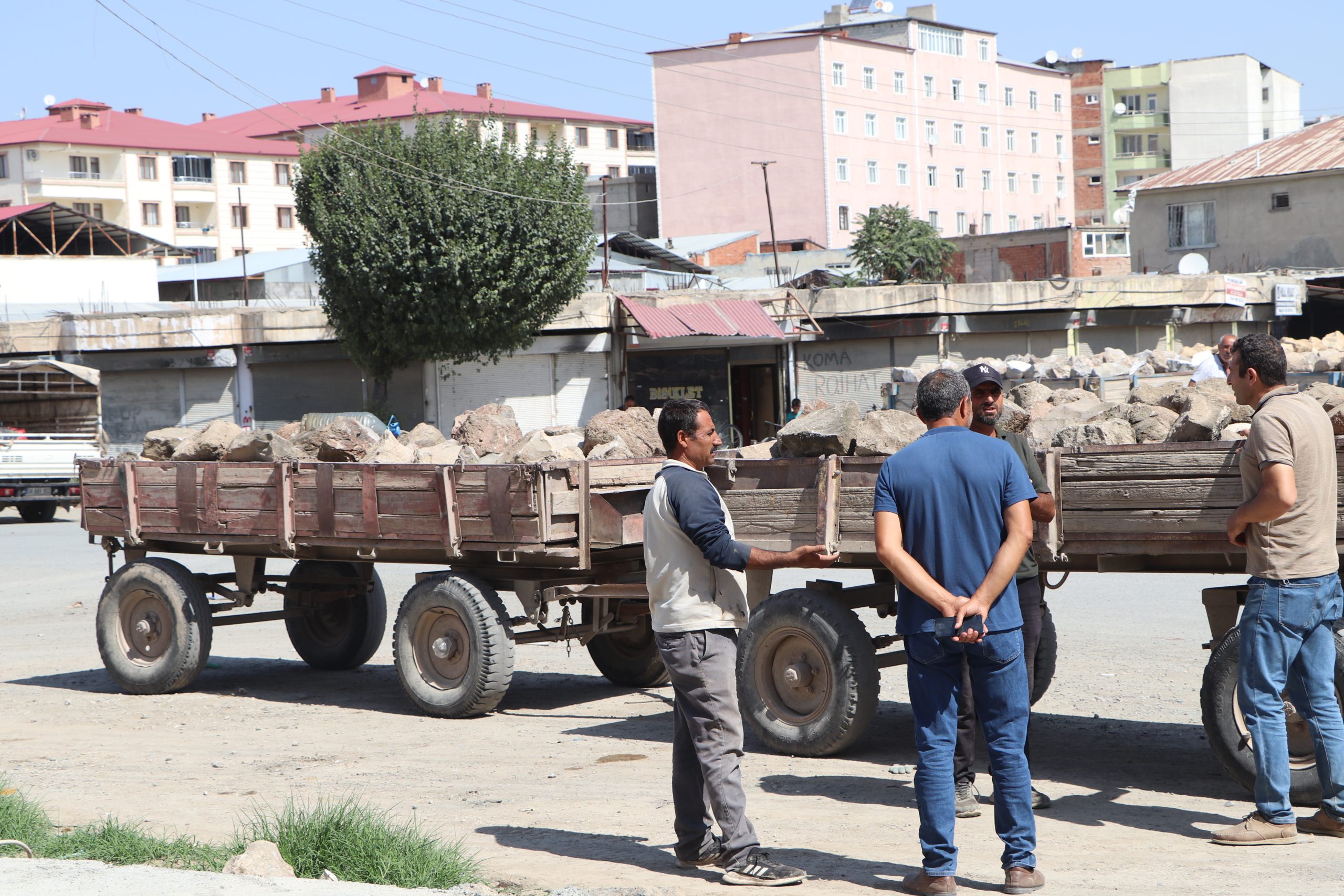 Ekmeğini taştan çıkaranlar da geçinemiyor