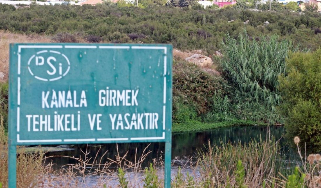 Urfa'nın Harran ilçesinde serinlemek