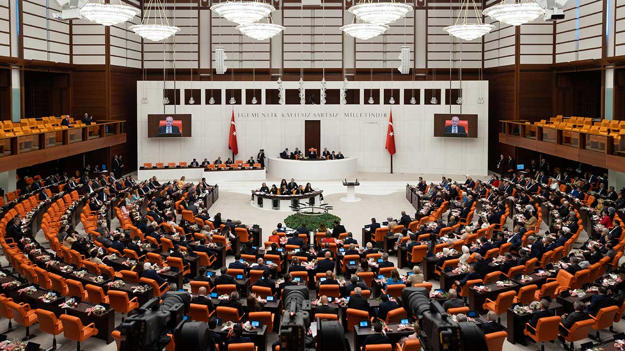 TUSAŞ saldırısının araştırılması önerisi, AKP ve MHP oylarıyla reddedildi