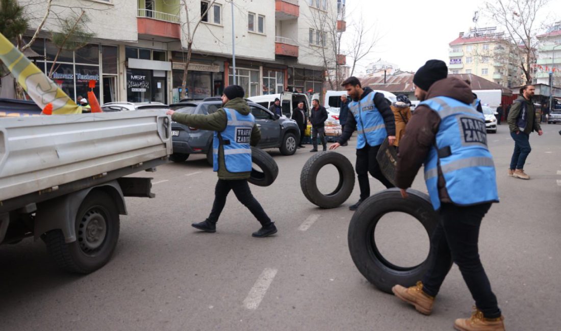 Bingöl Belediyesi ekipleri esnafları