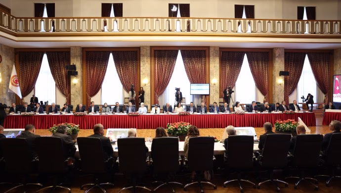 Meclis’te Kürt Sorunu İçin Yeni Komisyon: Milli Dayanışma, Kardeşlik ve Demokrasi Komisyonu Kuruldu