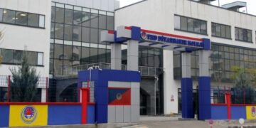 TED Diyarbakır Koleji'nde Çocuklara 'Tek Dil Türkçe' Fermanı Okutuldu