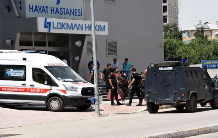 Van'da Silahlı Saldırı: Anne ve İki Oğlu Öldü