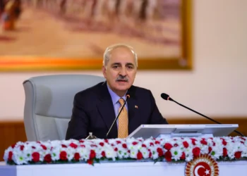 Kurtuşmuş, Bisiklet Metaforuna İşaret Etti, Topu PKK'ye Attı: Yasal Adımlar İçin 'Suriye'yi Şart Koştu