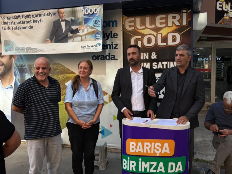 Bingöl'de "Barış İstiyoruz" İmza Kampanyası: "Barış Hepimizin Ortak Özlemi"