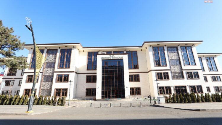 Bingöl Valiliği, Köylülerin Bütçesini Kutlamaya Harcadı: 1.080 Kişi İçin 1,5 Milyon TL