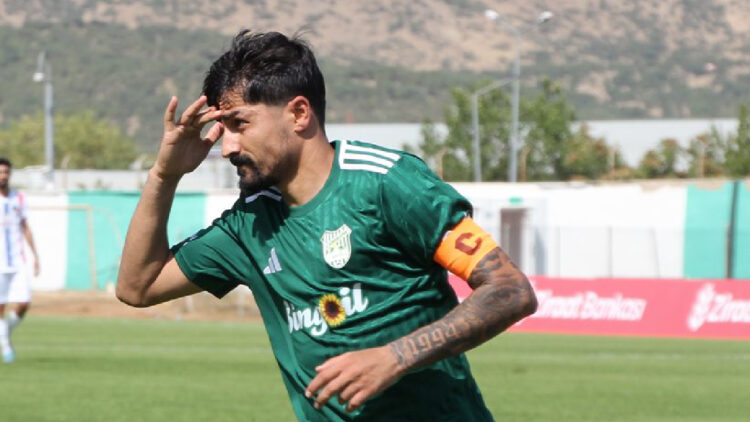 12 Bingölspor’dan Ziraat Türkiye Kupası’nda Umut Dilek Şov: 3-0 Galibiyet!