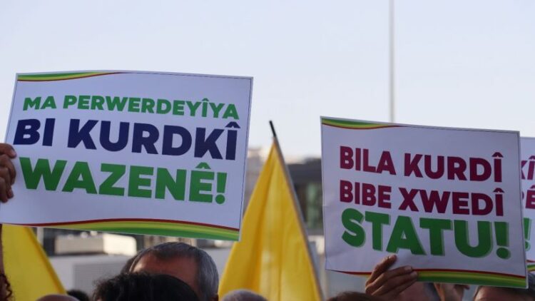 Milyonlarca Çocuk Anadilde Eğitim Hakkından Yoksun: "Anadilimiz Kırmızı Çizgimizdir"