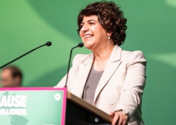 Bingöl’den Köln’e Bir Mücadelenin Portresi: Berivan Aymaz