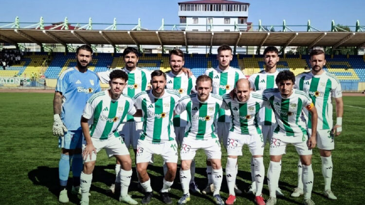 12 Bingölspor, Ağrı Deplasmanında 2-1’lik Galibiyetle Liderliğini Sürdürdü