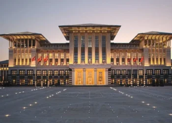 'Cumhurbaşkanlığı Saatte 72 Asgari Ücret Harcıyor!'