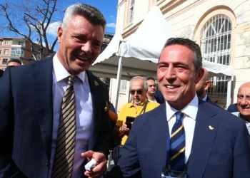 Fenerbahçe Başkanlık Seçimi 2025 Sonuçları: Ali Koç mu, Sadettin Saran mı? Canlı Gelişmeler ve Oy Sayımı