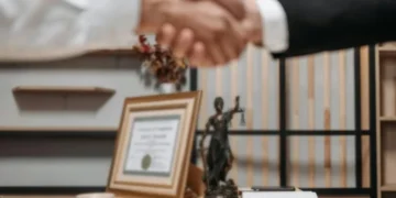 Sahte Diploma Davası'nda Tutuklu Sanık Kalmadı: Mahkeme Duruşmayı 16 Ocak 2026'ya Erteledi