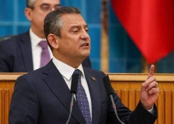 7 Ekim 2025 CHP Grup Toplantısı: Özgür Özel Kime, Ne Yanıt Verdi?