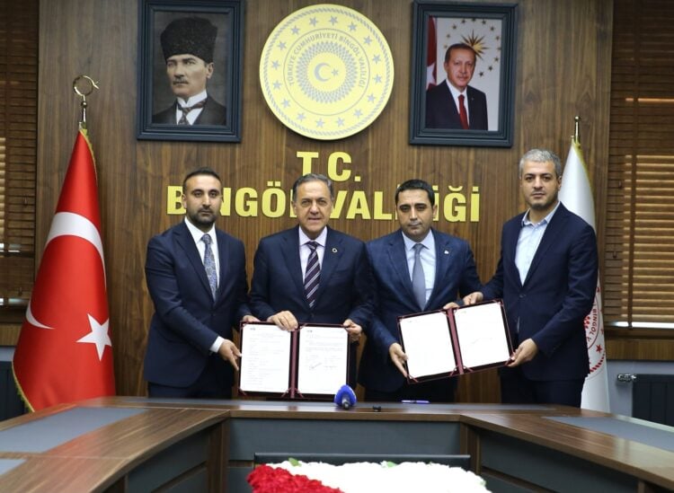 İmzalar Atıldı: Bingöl'de Deprem Eğitimi Projesi Resmen Başlıyor