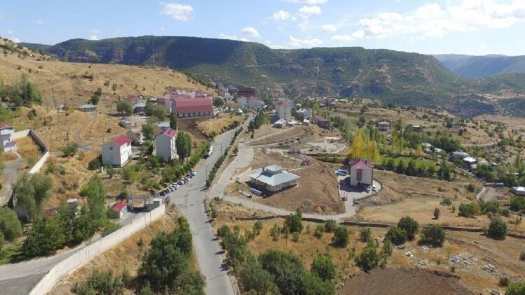 Bingöl'de 2 Gündür Haber Alınamayan 15 Yaşındaki Çocuk Bulundu