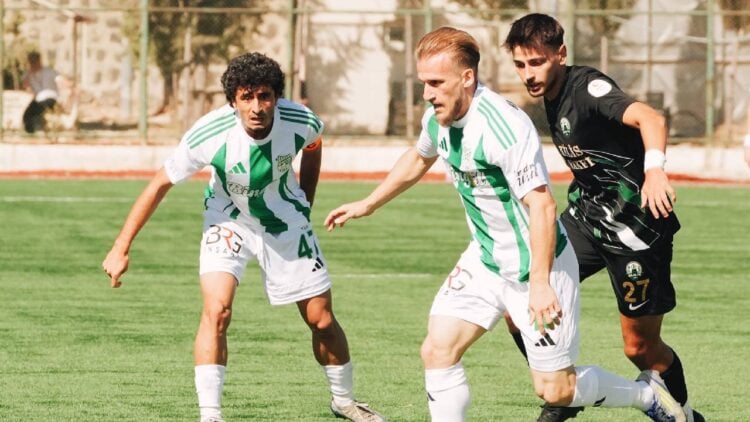 12 Bingölspor Hakem Kararlarına Yine İsyan Etti: Adalet İstiyoruz