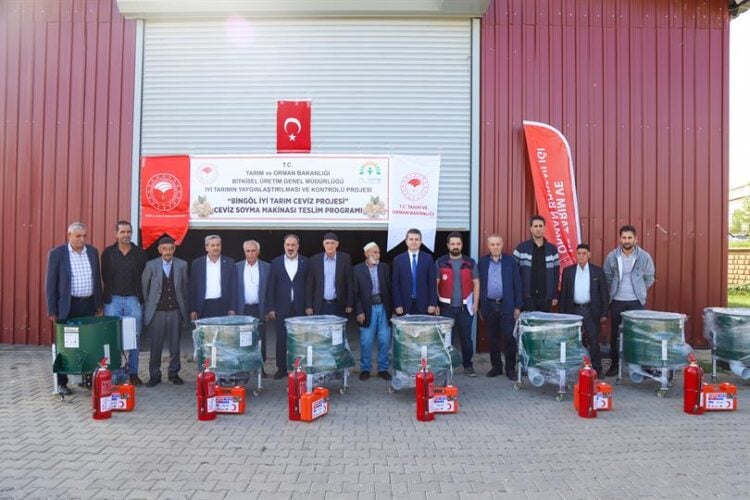 Bingöl Ceviz Üreticilerine Hibe Destek: 9 Üreticiye Ekipman Desteği Sağlandı