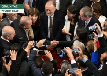 Barışın Gecikmiş Gülümsemesi: Siyasi Yakınlaşmaların Tarihsel ve Etik Boyutları