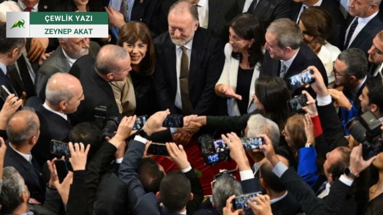 Barışın Gecikmiş Gülümsemesi: Siyasi Yakınlaşmaların Tarihsel ve Etik Boyutları