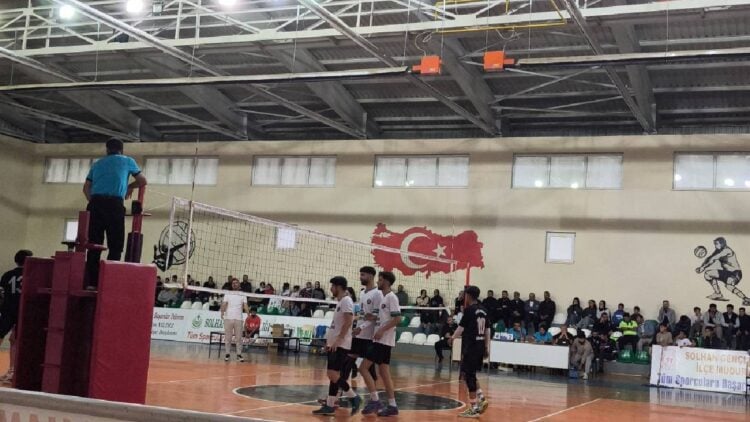 Yeni Solhanspor, Kendi Evinde Kaybetti