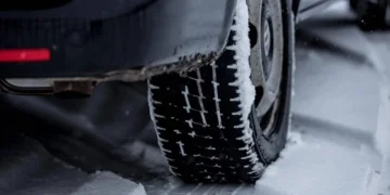 Zorunlu Kış Lastiği Uygulaması 2025: 15 Kasım'da Başlıyor! Kimleri Kapsıyor, Cezası Ne Kadar?
