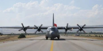 Türkiye'ye Giden Askeri Kargo Uçağı Gürcistan'da Düştü