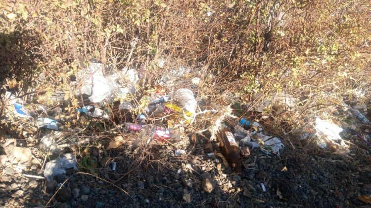 450 Yıl Sonra Hala Orada Olacak: Az Tepesi’ndeki Çöpler Geleceğimizi Zehirliyo