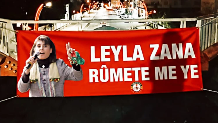 Bingöl'de Barikat Çewlig'den Leyla Zana Protestosu: Polis Pankartı Kaldırdı