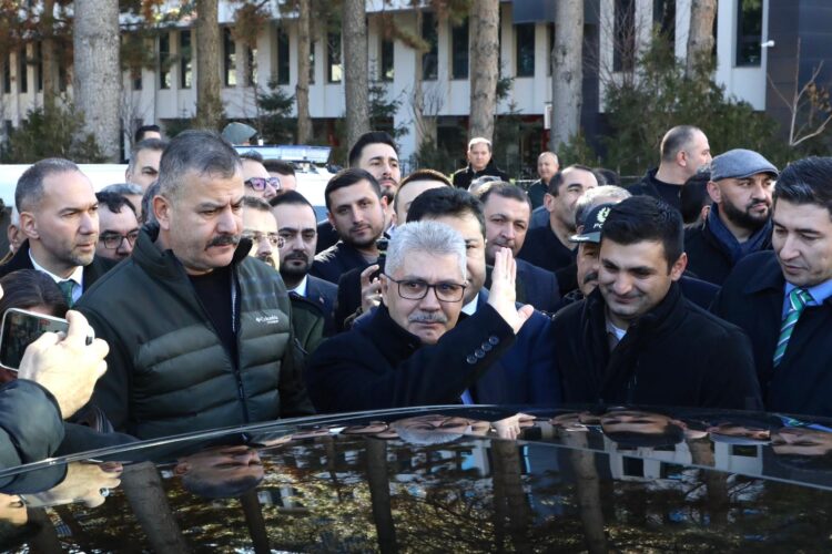 Bingöl'e atanan Vali Cahit Çelik Niğde'ye veda etti