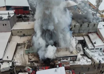 Erzurum’da mobilya atölyesinde patlama: İki işçi hayatını kaybetti