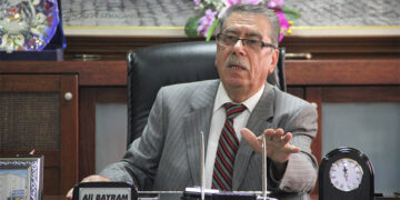 Ali Bayram'dan 'Dik Durun' Mesajı: "Yiyici Tayfaya Boyun Eğerseniz..."