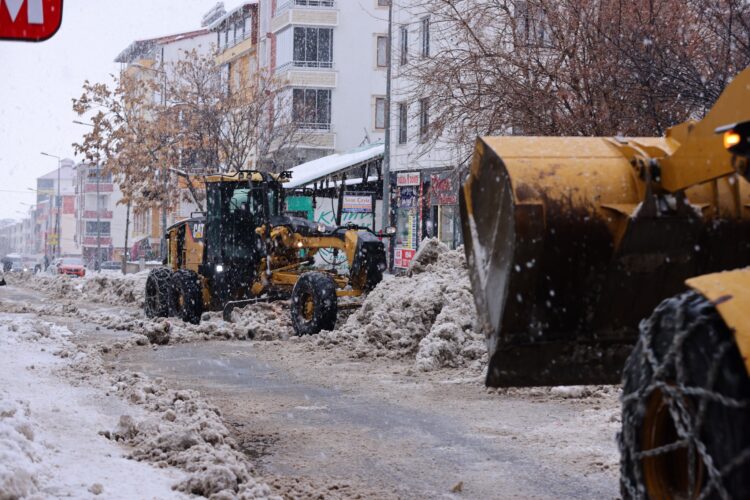 Meteoroloji'den Bingöl için 'dondurucu soğuk' uyarısı: Karadeniz üzerinden geliyor