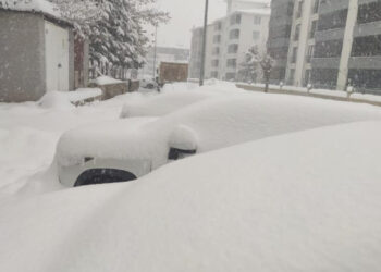 Bingöl’de beyaz esaret: 280 köy yolu kapandı, ana arterlerde TIR yasağı başladı