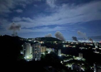 ABD, Venezuela'nın başkenti Caracas'a saldırdı