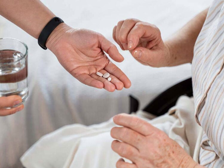 Evde bakım yardımında yeni dönem: Sadece sağlık raporu yeterli olmayacak