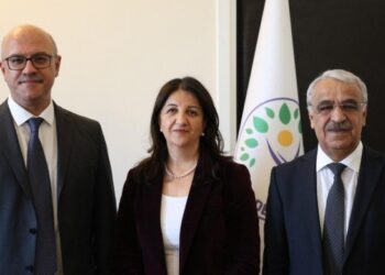 İmralı'da kritik görüşme tamamlandı: DEM Parti heyeti yarın açıklama yapacak