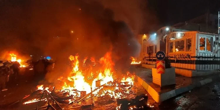 İran'da Protestolar 16'ncı Gününde: 538 Kişi Yaşamını Yitirdi