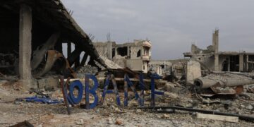 Kobanê’de 'boğucu' kuşatma: Ateşkese rağmen insani kriz derinleşiyor