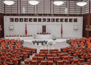 En düşük emekli aylığı 20 bin liraya mı çıkıyor? Meclis'te bütçe mesaisi başladı