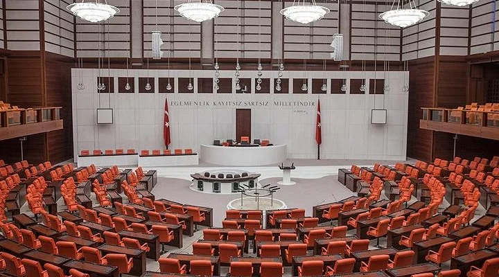 En düşük emekli aylığı 20 bin liraya mı çıkıyor? Meclis'te bütçe mesaisi başladı