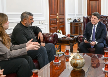 Rojin Kabaiş Dosyası: Baba Nizamettin Kabaiş Adalet Bakanı Tunç ile Görüştü