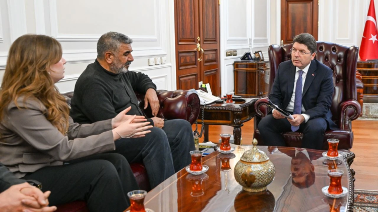 Rojin Kabaiş Dosyası: Baba Nizamettin Kabaiş Adalet Bakanı Tunç ile Görüştü